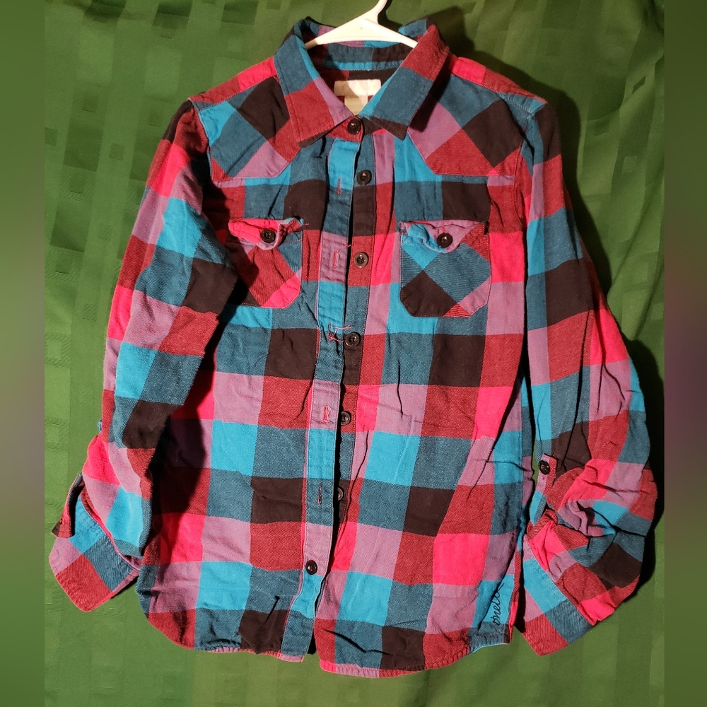 Red and Blue Plaid Long Sleeve Full Button Up Shirt